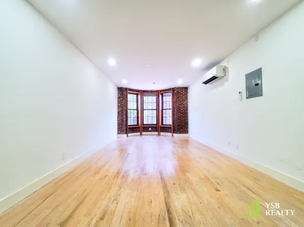 1487 Sterling Place image 1 of 10