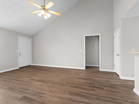 5th image of 3006 Weybridge Dr