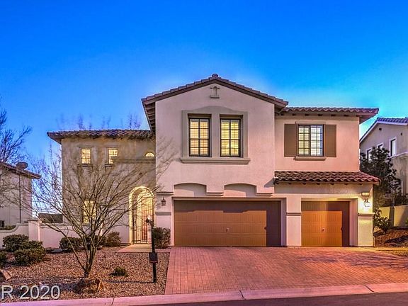 2nd image of 12127 Kite Hill Ln