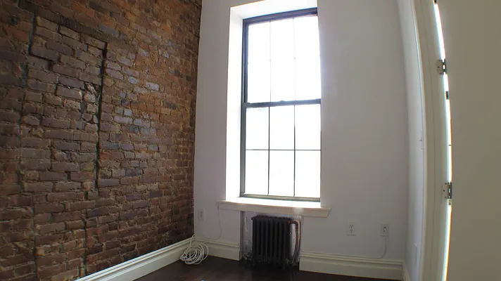 Rented by Keller Williams NYC | media 22