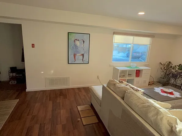 117 Pointe Cir S, Coram, NY 11727