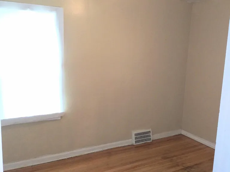 18171 Fielding St — Photo 7