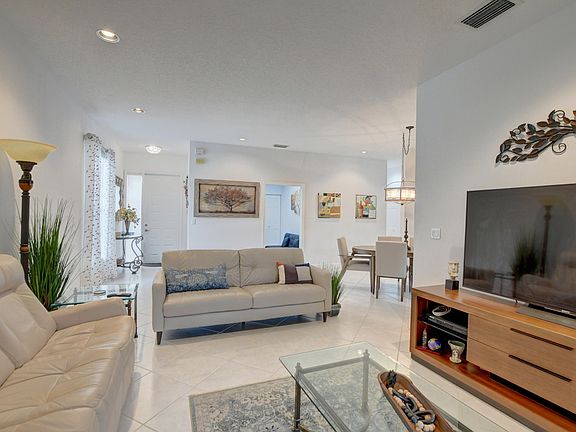 4th image of 6560 Villa Sonrisa Dr APT 1312