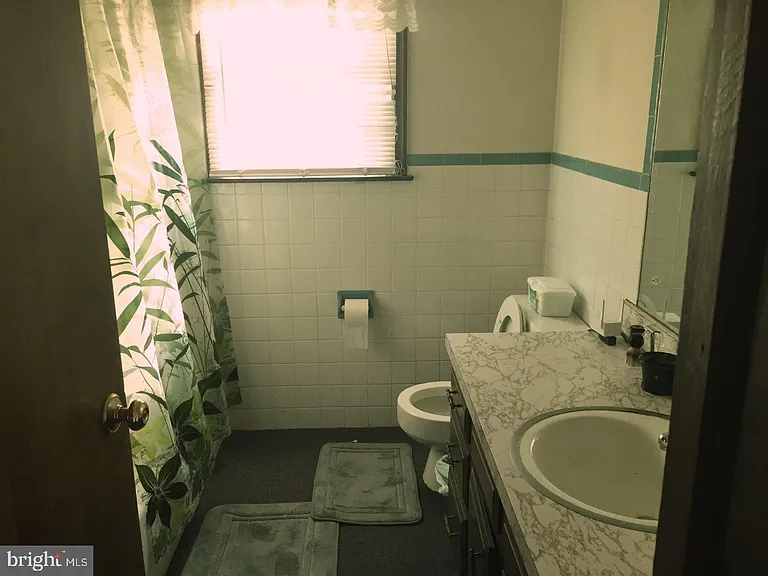 213 Laurel Ave #C — Photo 13