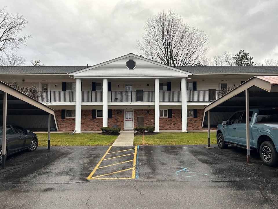 1st image of 42630 Plymouth Hollow Dr #42630