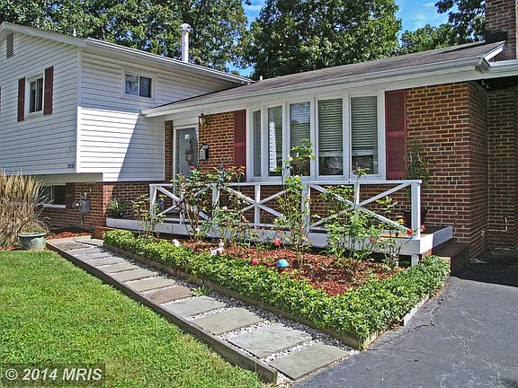 3rd image of 9735 Saint Andrews Dr