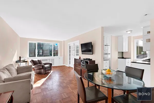 Sold by Bond New York | media 16