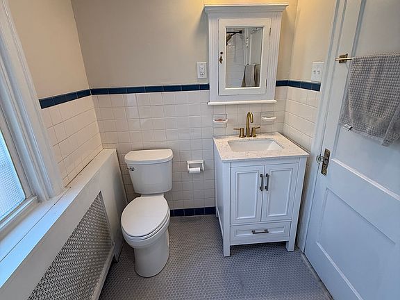 5th image of 8339 Germantown Ave #1