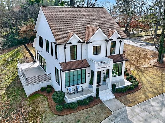 3rd image of 101 Victory Ct