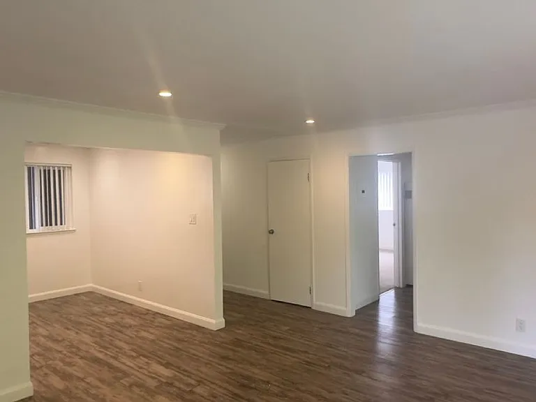 565 Chestnut St. — Photo 8