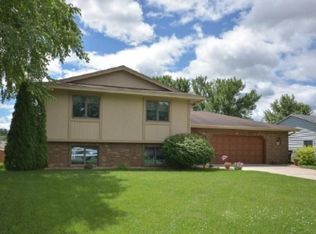 1900 13th Ave W, Shakopee, MN 55379