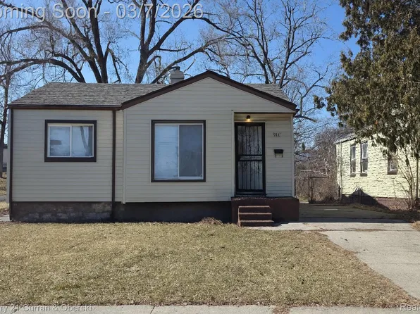 9331 Marlowe St, Detroit, MI 48228