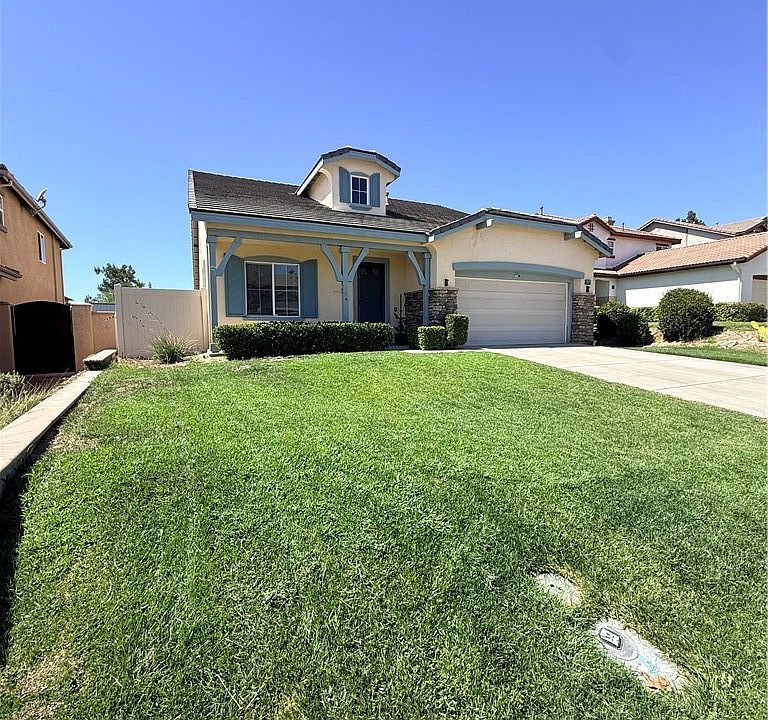 1st image of 42641 Hussar Ct