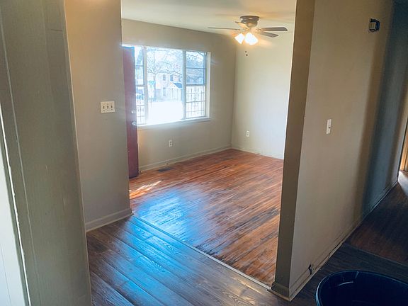 3rd image of 1520 Florida Ave