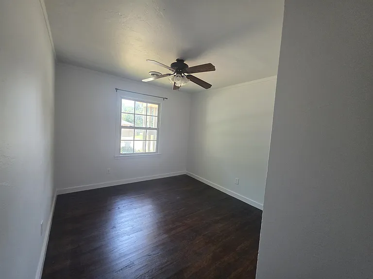 3247 NW 47th St — Photo 13