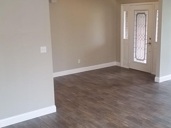 4th image of 3225 Mariners Dr