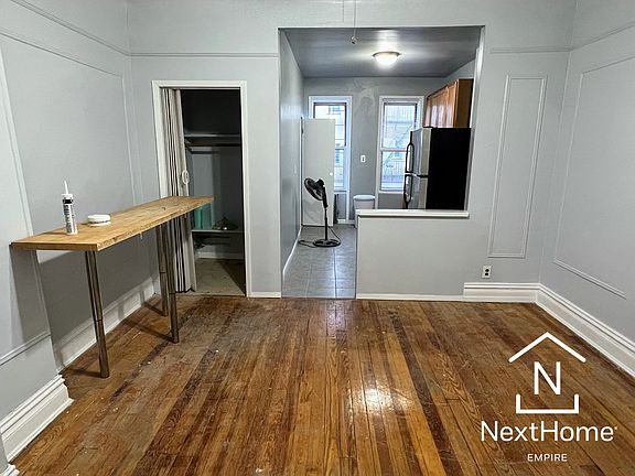 4th image of 30-27 41st St #2