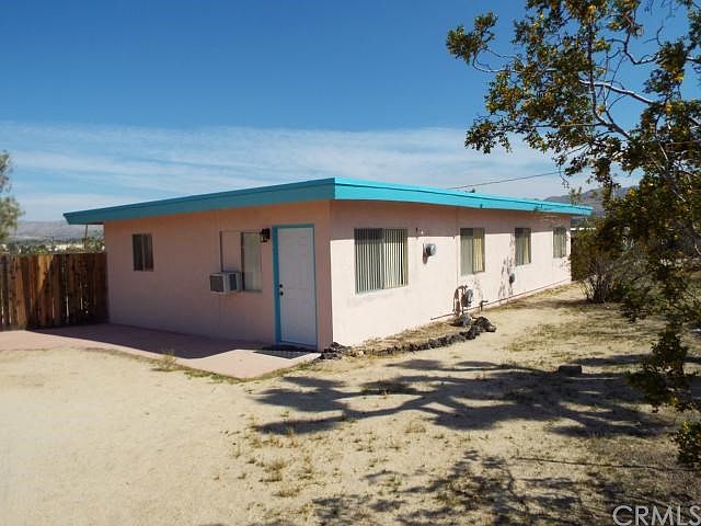 7085 Sioux Ave, Yucca Valley, CA 92284 | Zillow