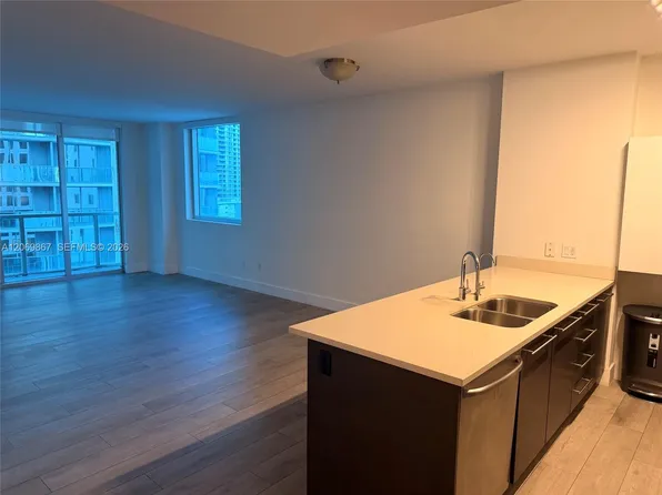 55 SE 6th St APT 2007, Miami, FL 33131
