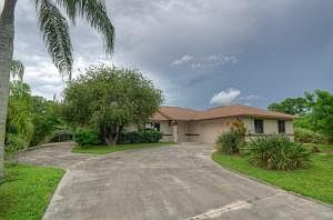 1st image of 1202 SE Naples Ln
