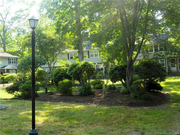 280 East Main Street #E7, Clinton, CT 06413