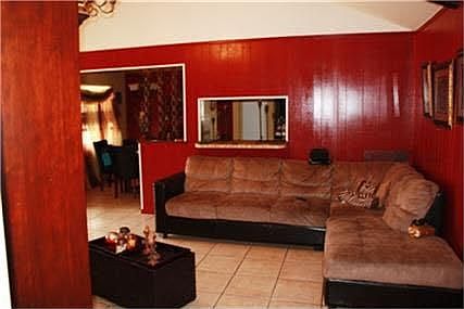 4th image of 8747 Burford Ln