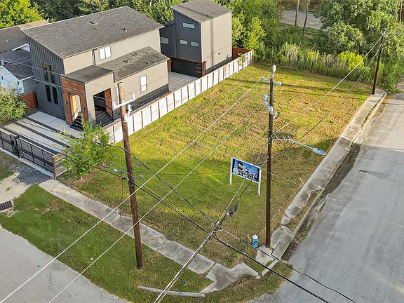 5th image of 2118 Sampson St