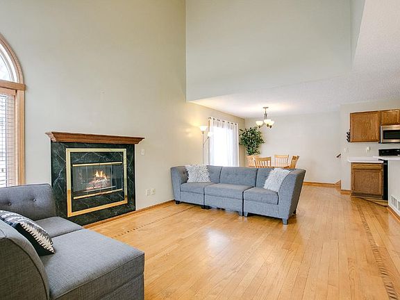 4th image of 113 Primrose Ct