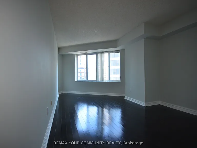 33 University Ave #1504 — Photo 10
