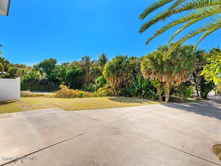 9085 Highway A1A — Photo 22