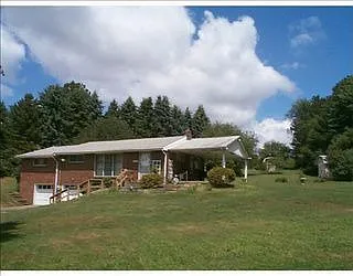 203 W Fenn Dr photo 1