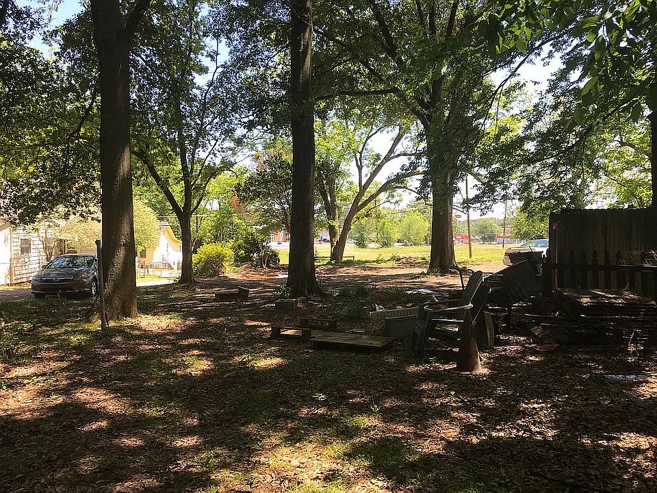 2nd image of 3393 La Vista Dr