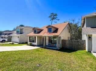 6271 Cardinal Cove Ln, Pensacola, FL 32504