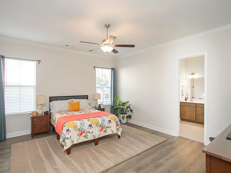 605 Quiet Cir — Photo 16