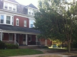 1st image of 618 Linden Ave #1