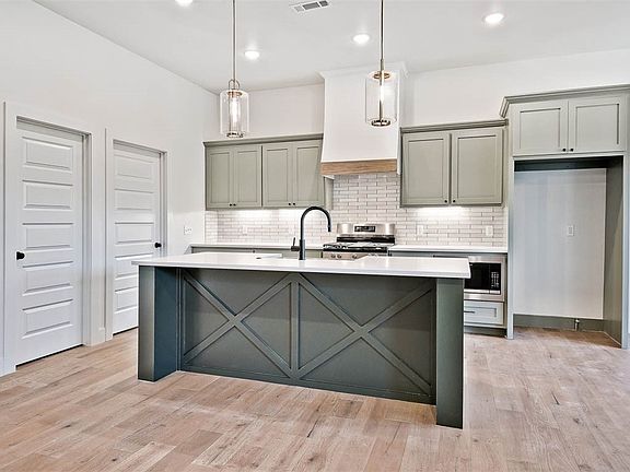 5th image of 3 Winchester Ln