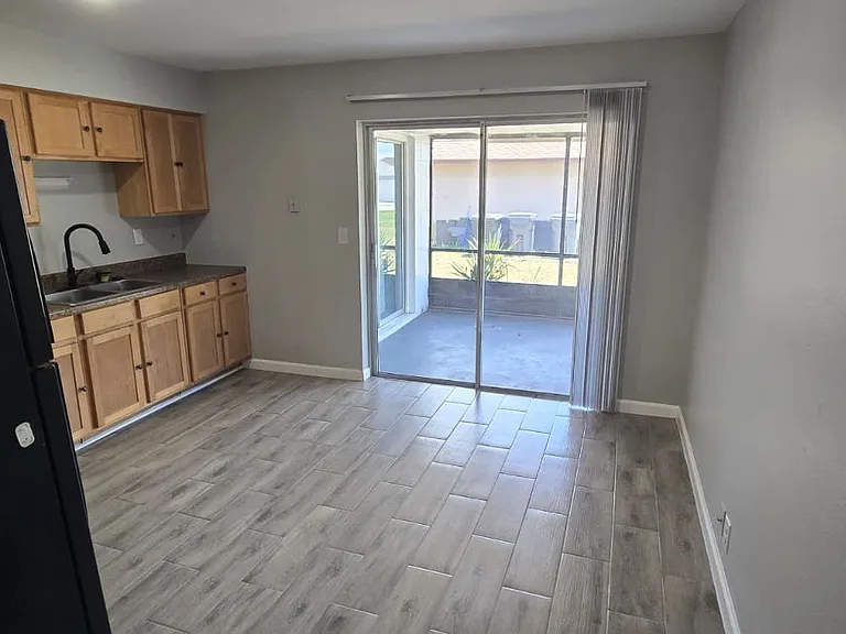 5657 Struthers Ct — Photo 6