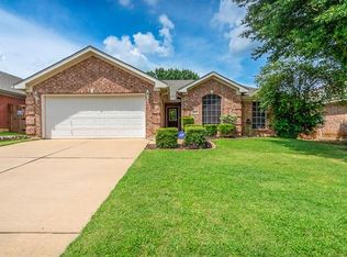 4008 Colorado Springs Dr, Fort Worth, TX 76123