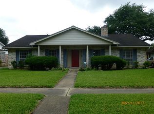 9315 Roos Rd, Houston, TX 77036