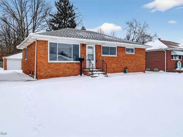845 Charles St, Willowick, OH 44095