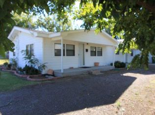 812 7th St, Snyder, OK 73566