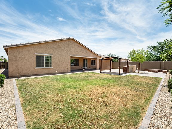 5th image of 4962 N Amarillo Cir