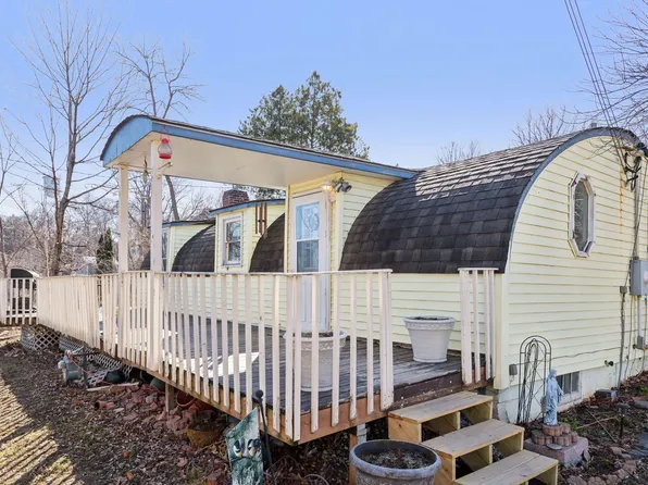 208 E Main St, Waconia, MN 55387