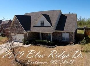 2579 Blue Ridge Dr, Southaven, MS 38672