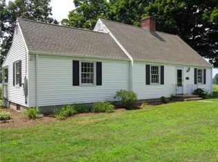 15 Pease Ln, South Glastonbury, CT 06073