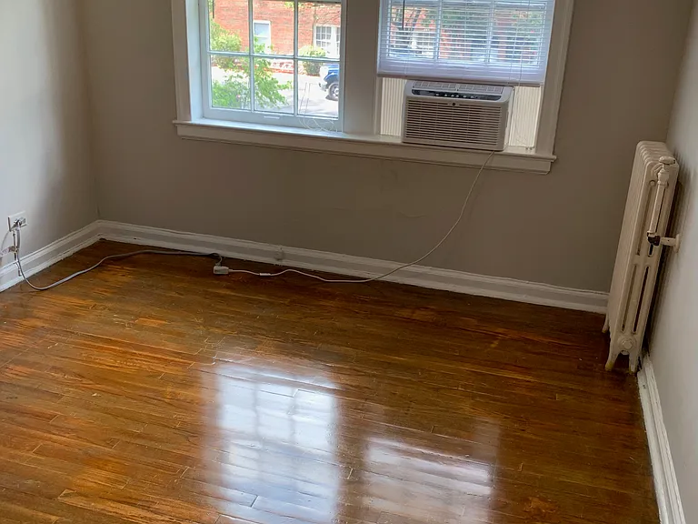2848 Thornhill Rd — Photo 16