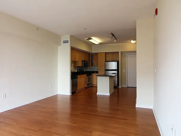 475 K St NW #1018 — Photo 22