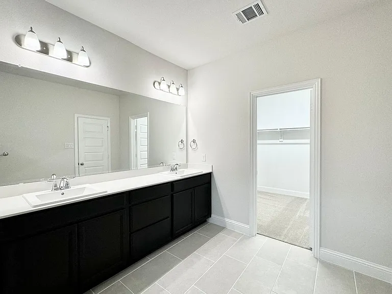 7837 Bayside Dr — Photo 10