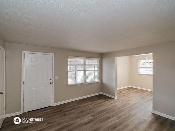 3rd image of 404 Janell Dr