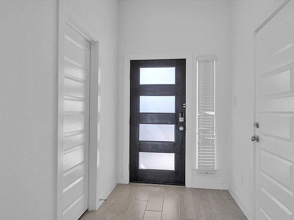 5th image of 12620 Penguin Path